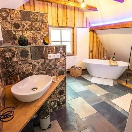 Vakantiehuis Torwaerterhaus Mit Geschichte Neubulach