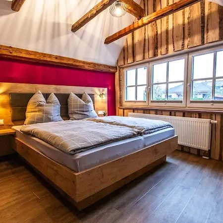 Nyaraló Torwarterhaus Mit Geschichte *