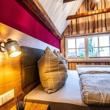 Torwaerterhaus Mit Geschichte Holiday home